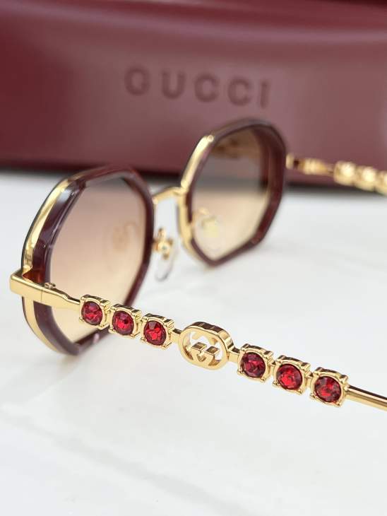 Picture of Gucci Sunglasses _SKUfw80916161fw